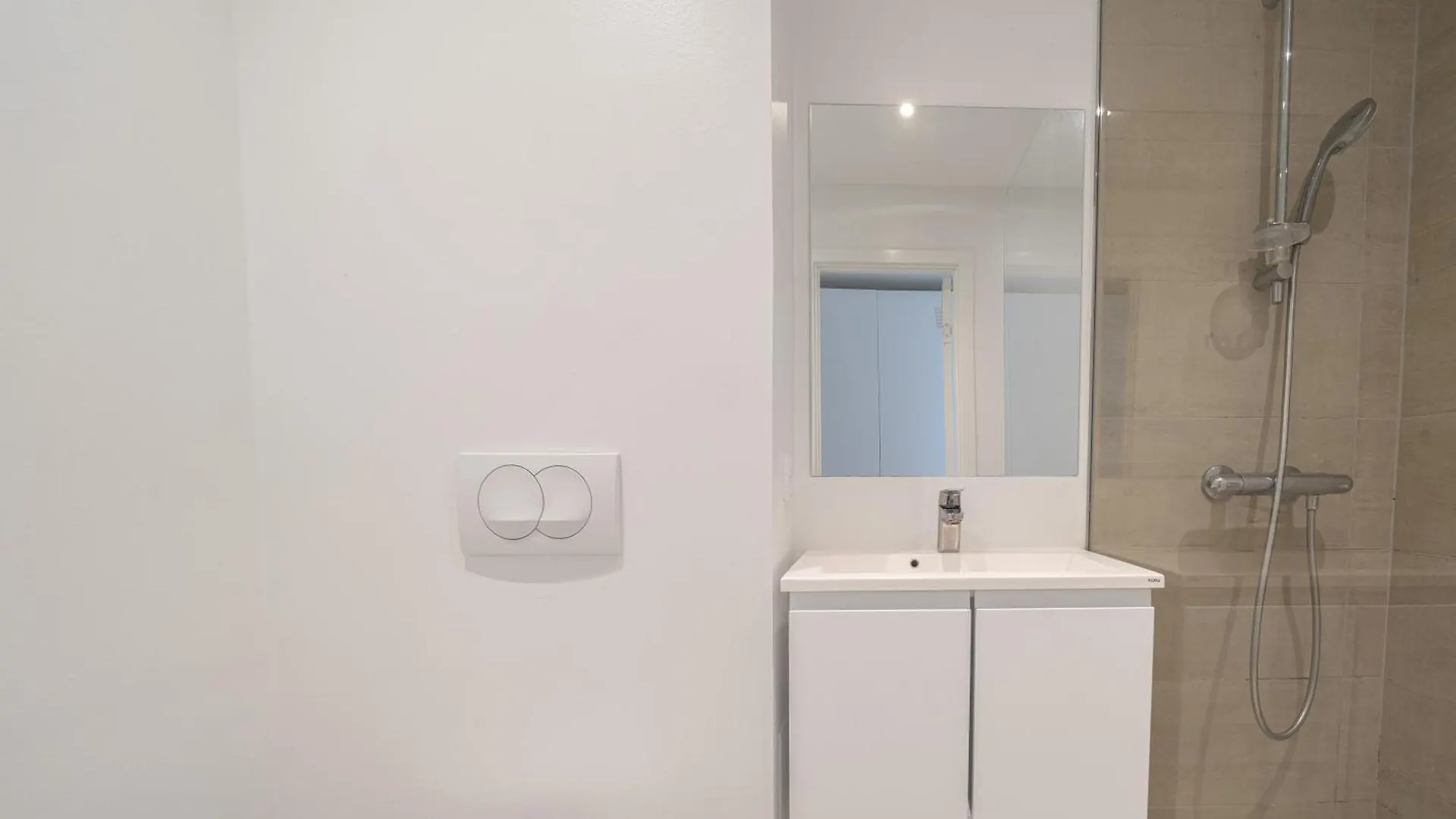 Nice 2-Bed In Frederiksberg Copenhagen Apartment